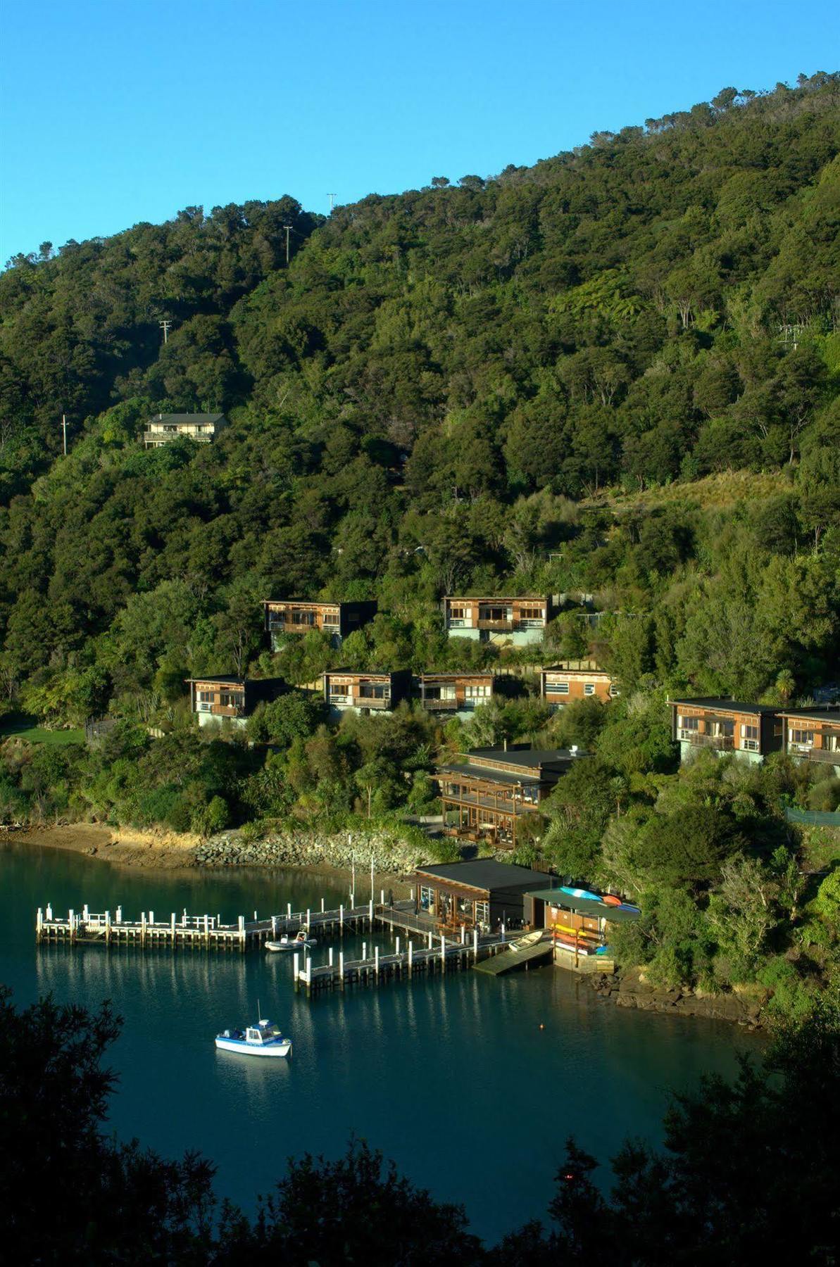 Bay Of Many Coves Hotel Arthur's Bay Buitenkant foto